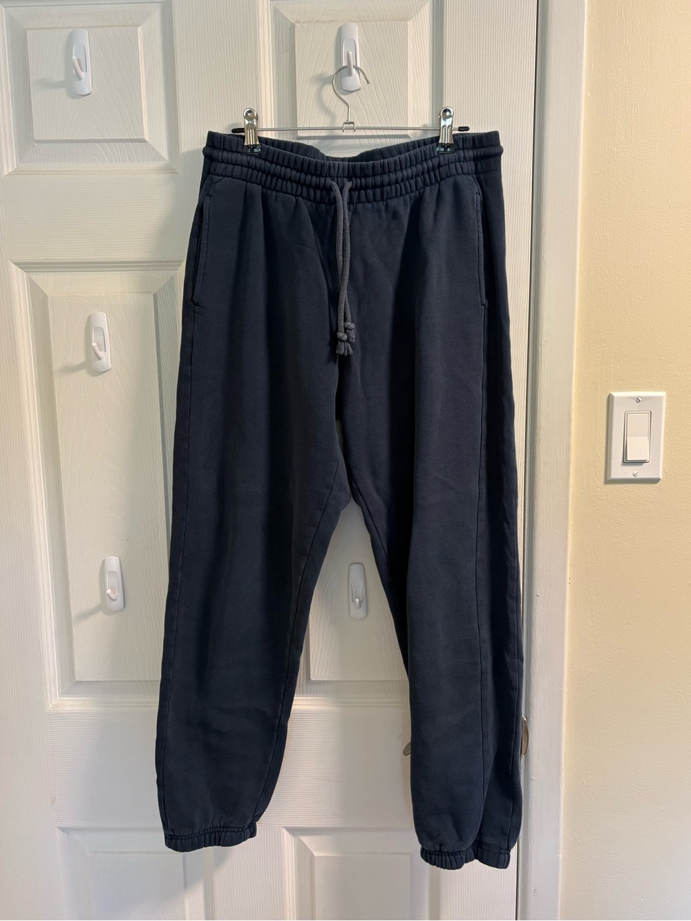 TNA cozy fleece sweatpants in navy blue
